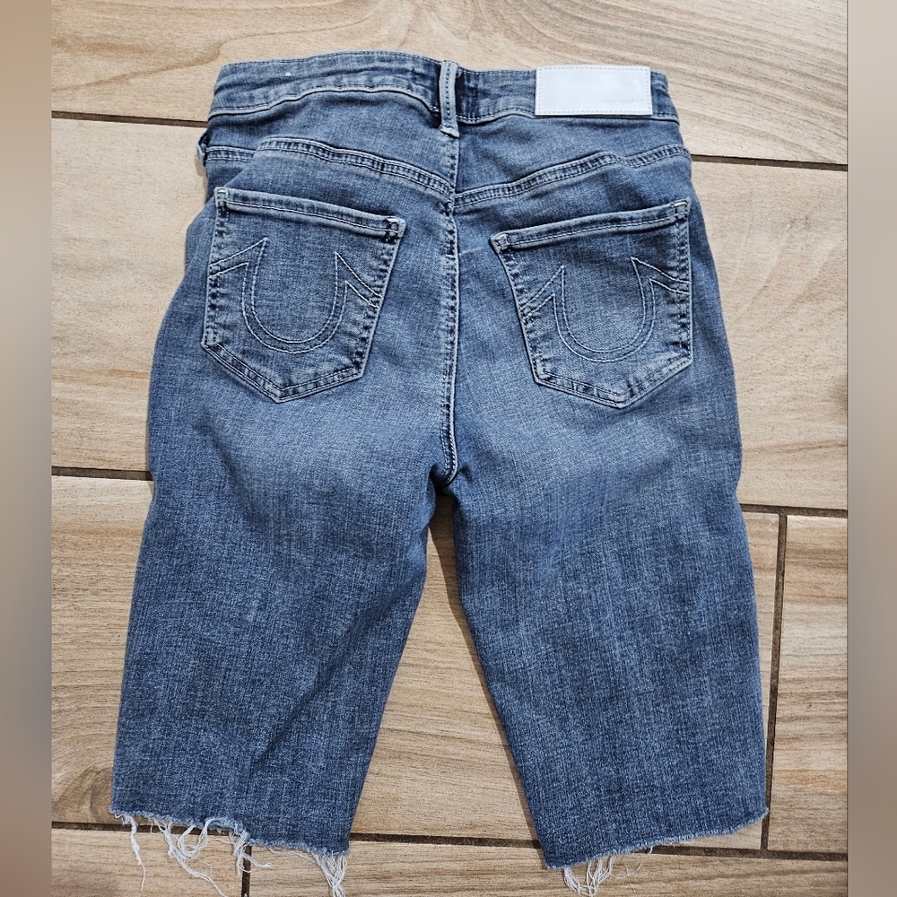 Y2K True Religion Riley Denim Shorts Women 25W Blue Frayed Hem Designer Jean. - Picture 10 of 11